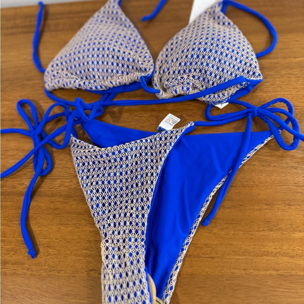 Brazilian String Bikini - Size M (NWT)